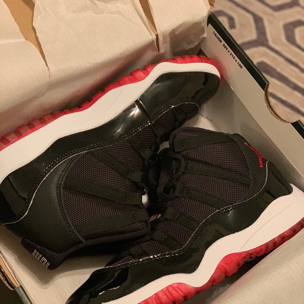 Retro Jordan 11 - Picture 3 of 7